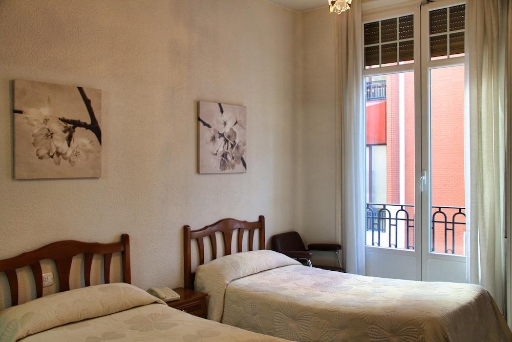 Hostal Excelsior Madrid Eksteriør billede